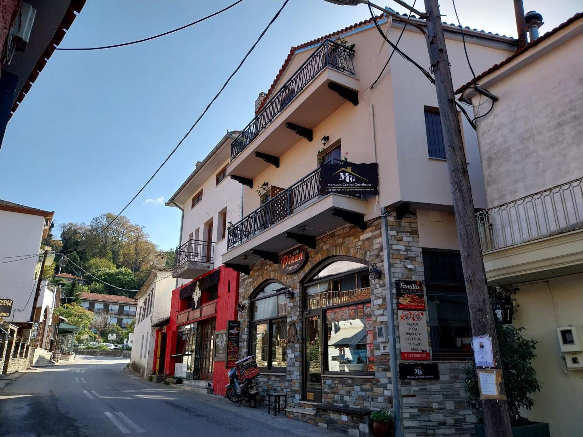 Marousos Central Guesthouse Portaria  Bagian luar foto