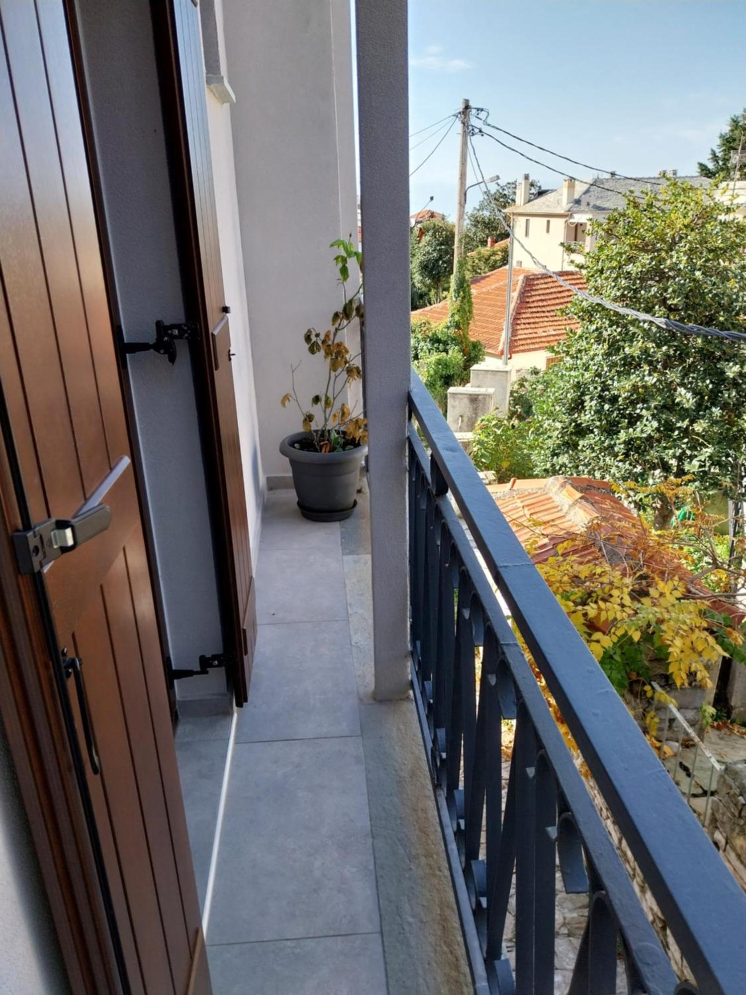 Marousos Central Guesthouse Portaria  Bagian luar foto