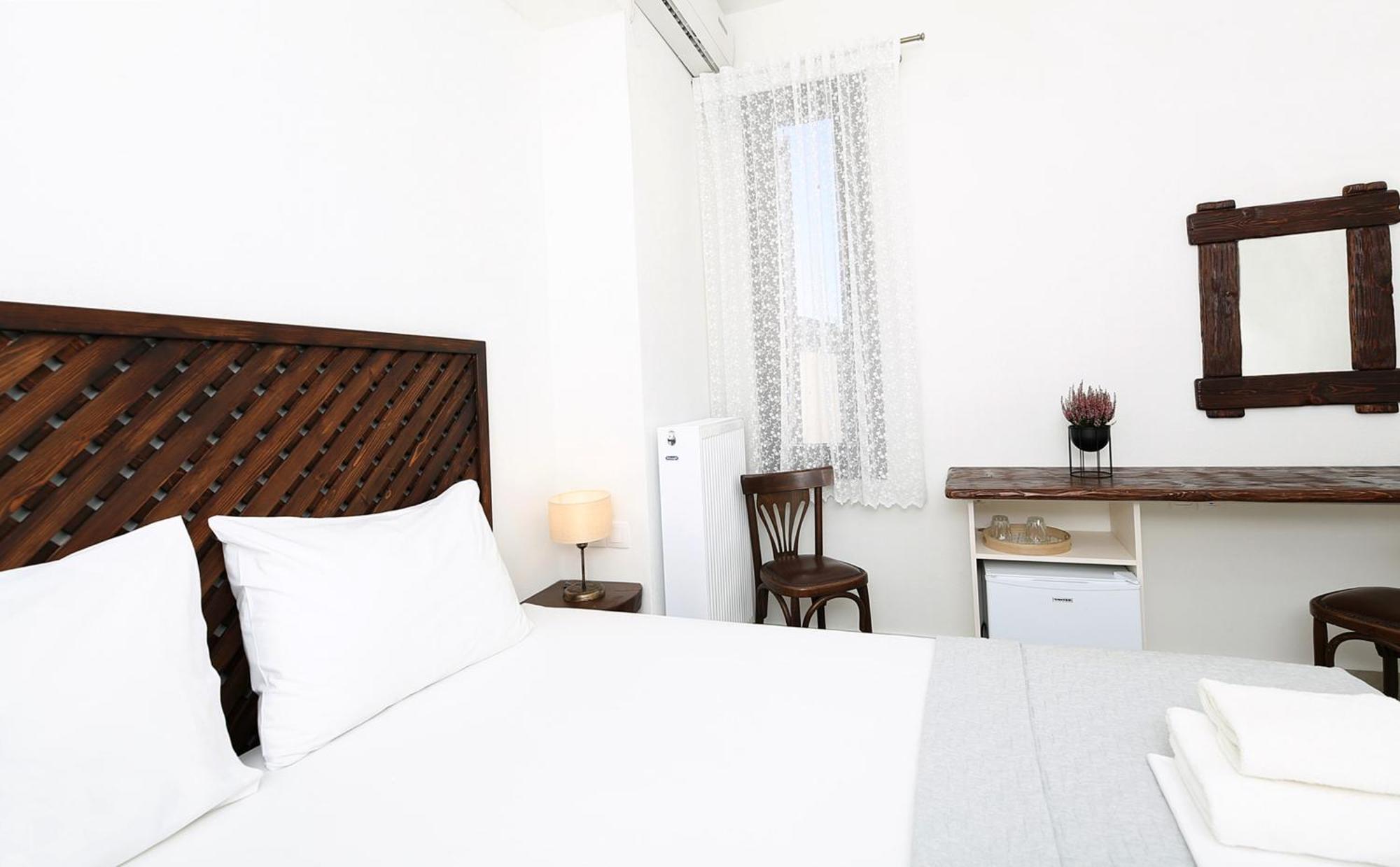 Marousos Central Guesthouse Portaria  Bagian luar foto