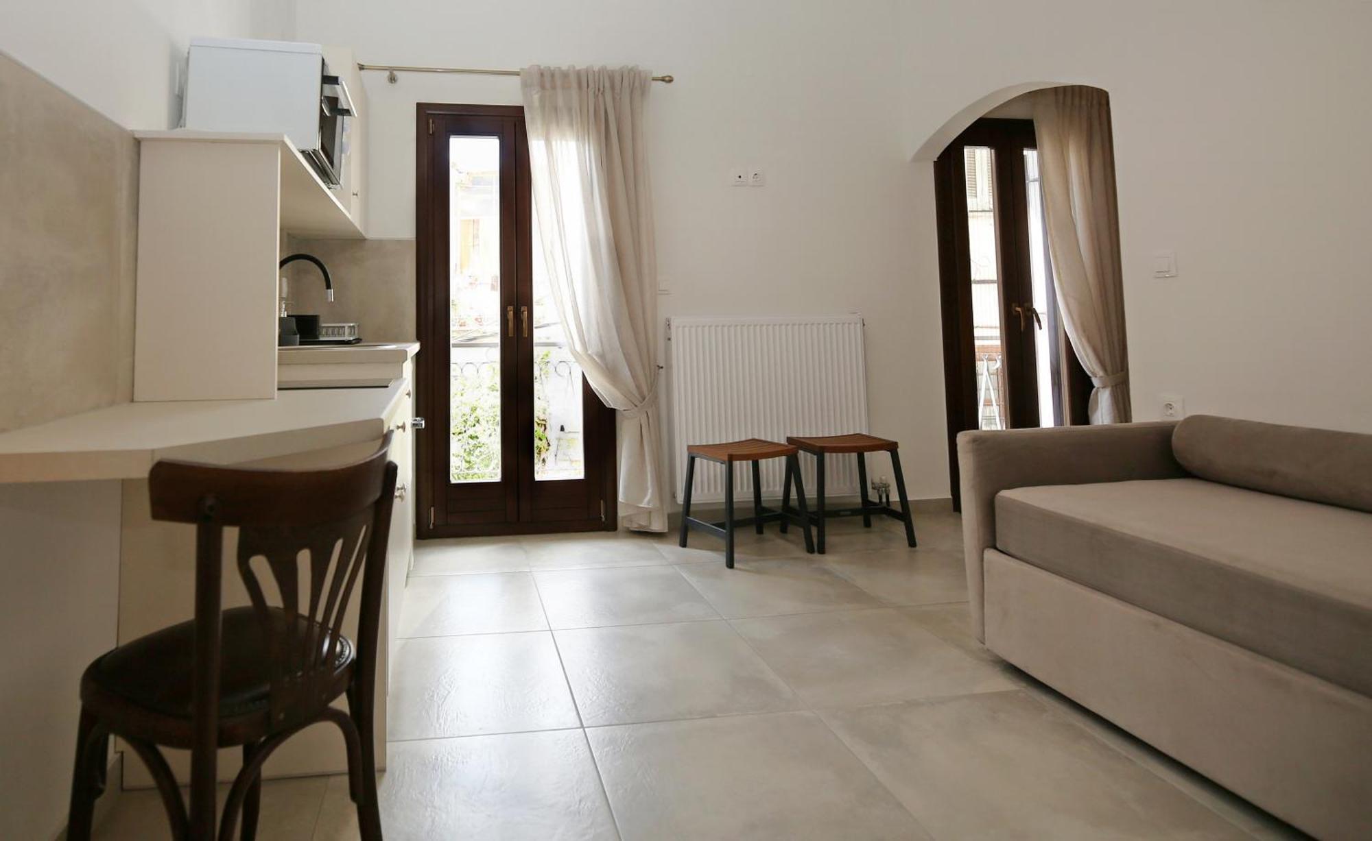 Marousos Central Guesthouse Portaria  Bagian luar foto