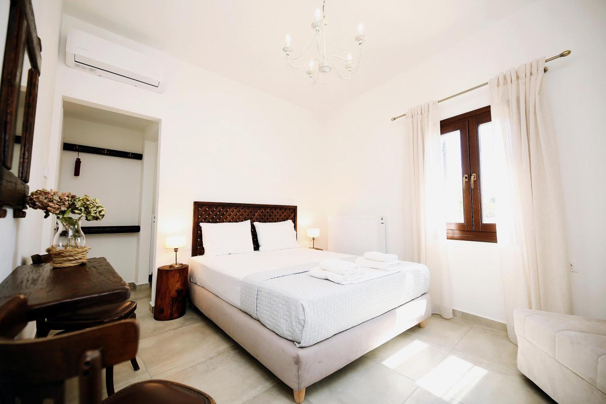 Marousos Central Guesthouse Portaria  Bagian luar foto